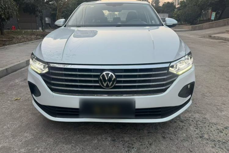 Used Volkswagen Lavida 2023 1.5L Automatic De Yi Edition Exterior 4