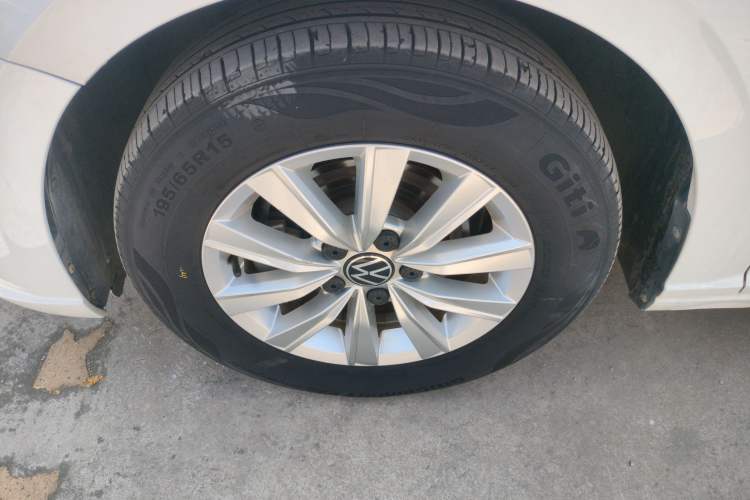 Used Volkswagen Lavida 2023 1.5L Automatic De Yi Edition Exterior 4