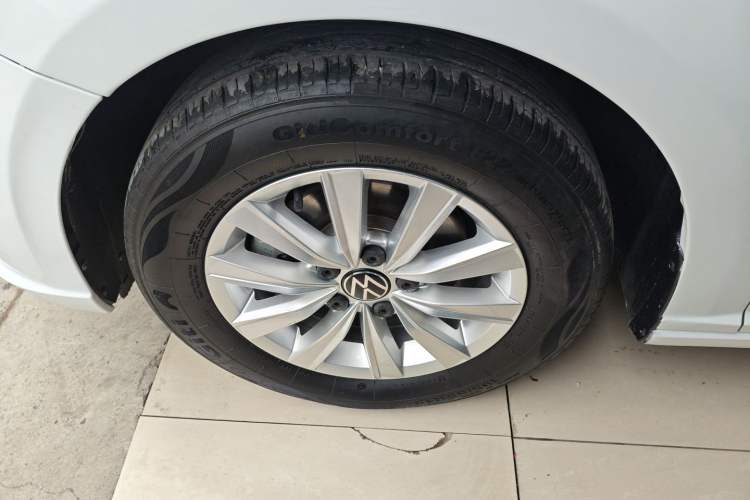 Used Volkswagen Lavida 2023 Revised 1.5L Automatic DeYi Edition Exterior 4