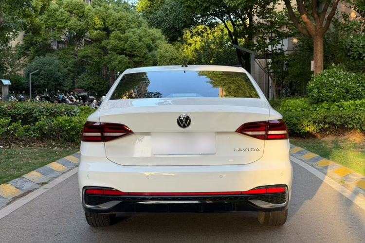 Used Volkswagen Lavida 2023 Revised Version 1.5L Automatic Starry Sky Edition – 5 Million Units Exterior 4