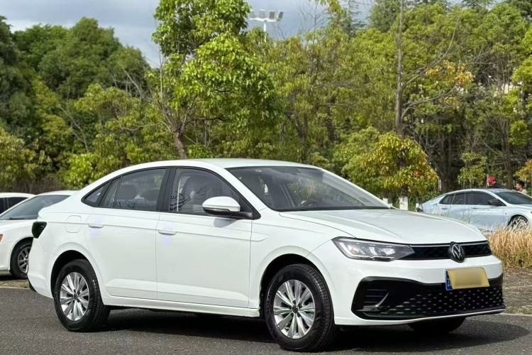 Used Volkswagen Lavida 2023 New Sharp 1.5L Automatic Excellent New Edition Exterior 4