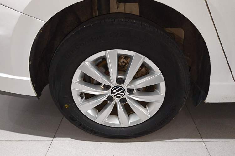 Used Volkswagen Lavida 2023 Revised 1.5L Automatic DeYi Edition Exterior 4