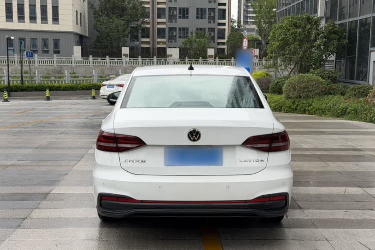 Used Volkswagen Lavida 2023 1.5L Automatic De Yi Edition Exterior 4