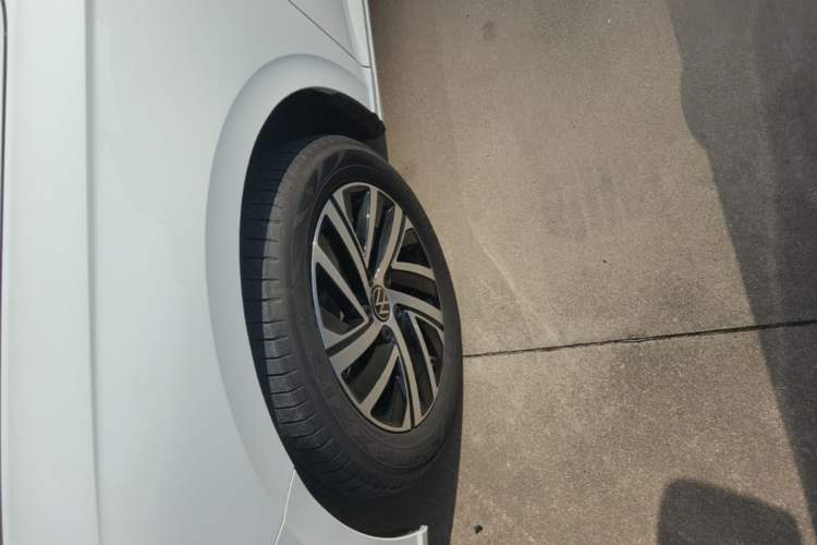Used Volkswagen Lavida 2023 280TSI DSG Full-Comfort Edition Exterior 4