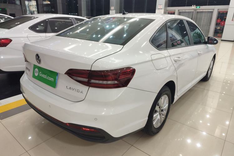 Used Volkswagen Lavida 2023 Revised 1.5L Automatic DeYi Edition Exterior 5