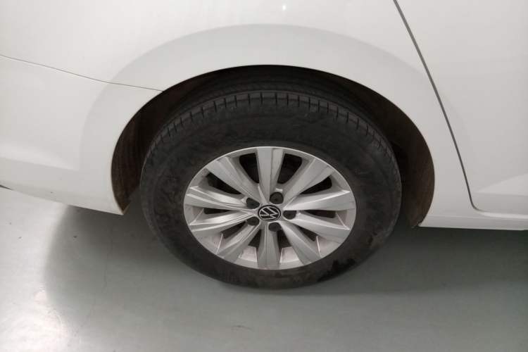 Used Volkswagen Lavida 2023 New Sharp 1.5L Manual New Comfort Edition Exterior 5