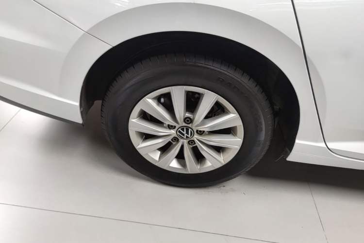 Used Volkswagen Lavida 2023 1.5L Automatic De Yi Edition Exterior 5