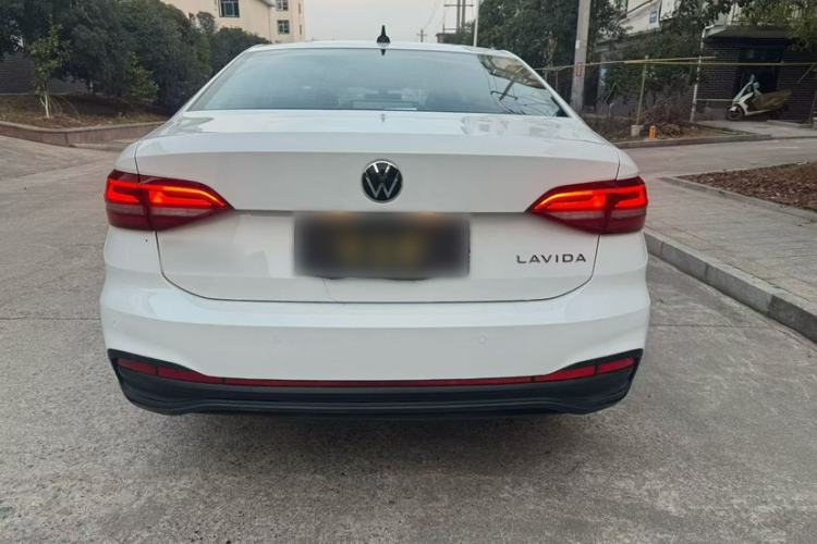 Used Volkswagen Lavida 2023 1.5L Automatic De Yi Edition Exterior 5