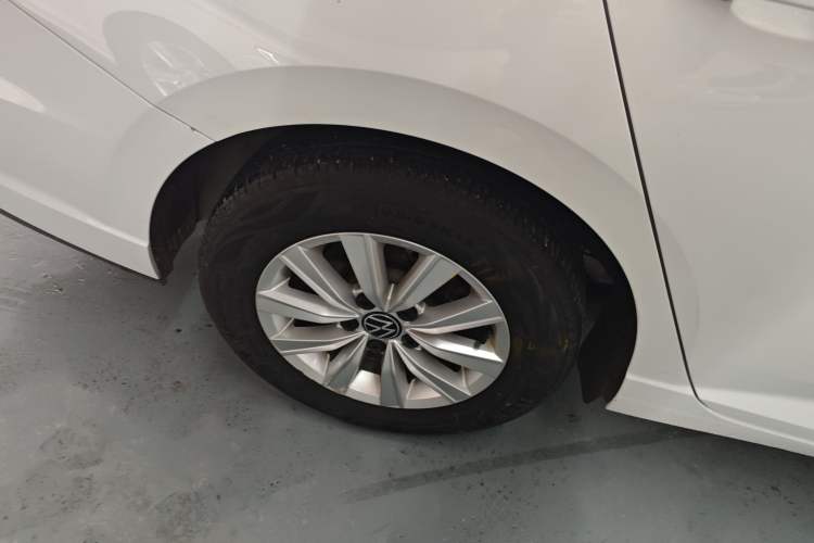 Used Volkswagen Lavida 2023 1.5L Automatic De Yi Edition Exterior 5