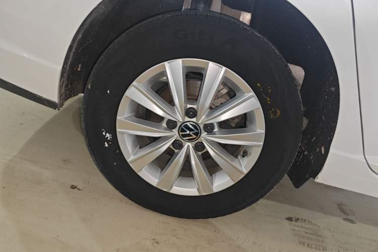 Used Volkswagen Lavida 2023 1.5L Automatic De Yi Edition Exterior 5