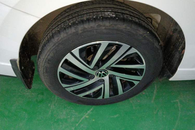 Used Volkswagen Lavida 2023 300TSI DSG Full-Comfort Edition Exterior 5