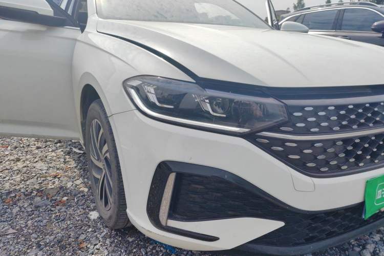 Used Volkswagen Lavida 2023 Revised Version 1.5L Automatic Starry Sky Edition – 5 Million Units Exterior 6