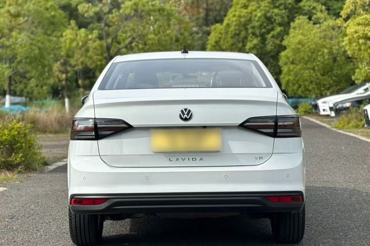 Used Volkswagen Lavida 2023 New Sharp 1.5L Automatic Excellent New Edition Exterior 6