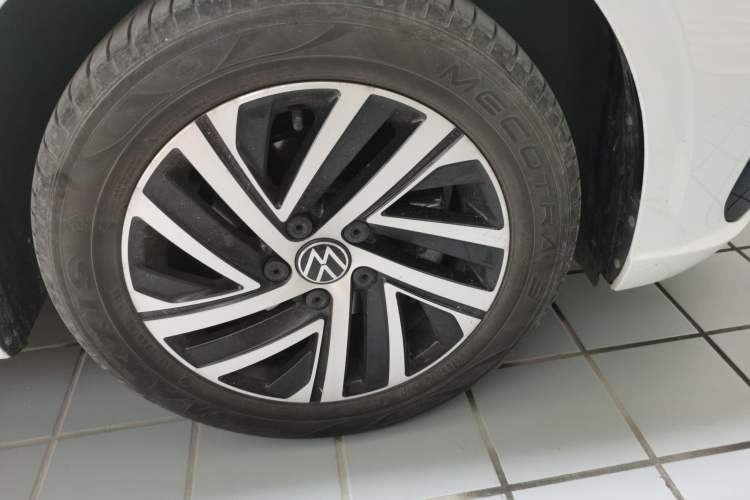 Used Volkswagen Lavida 2023 Revised Version 1.5L Automatic Starry Sky Edition – 5 Million Units Exterior 7