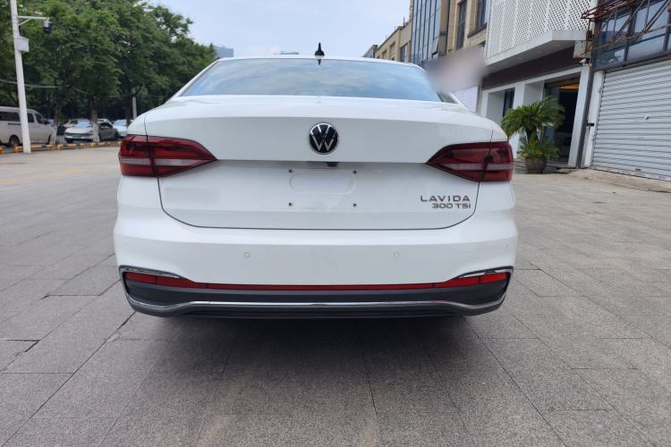 Used Volkswagen Lavida 2023 300TSI DSG Full-Comfort Edition Exterior 8