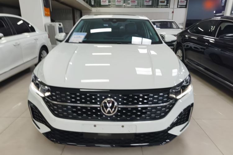 Used Volkswagen Lavida 2023 Revised Version 1.5L Automatic Starry Sky Edition – 5 Million Units Front