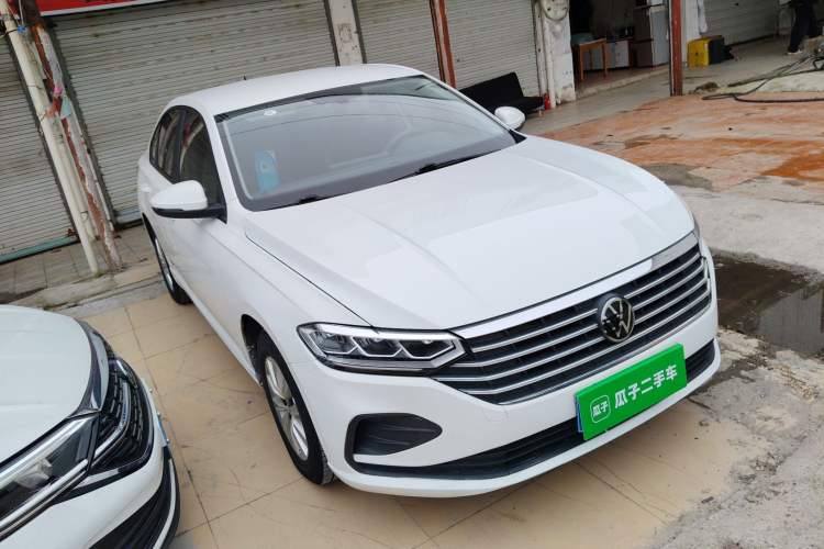 Used Volkswagen Lavida 2023 Revised 1.5L Automatic DeYi Edition Front Right 45 Deg