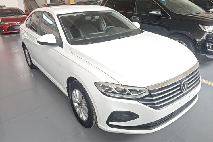 Used Volkswagen Lavida 2023 1.5L Automatic De Yi Edition Front Right 45 Deg