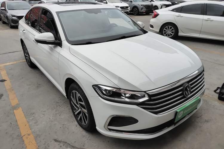 Used Volkswagen Lavida 2023 1.5L Automatic 5 Million Edition Front Right 45 Deg