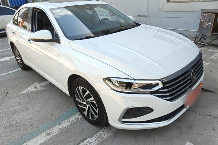 Used Volkswagen Lavida 2023 300TSI DSG Full-Comfort Edition Front Right 45 Deg