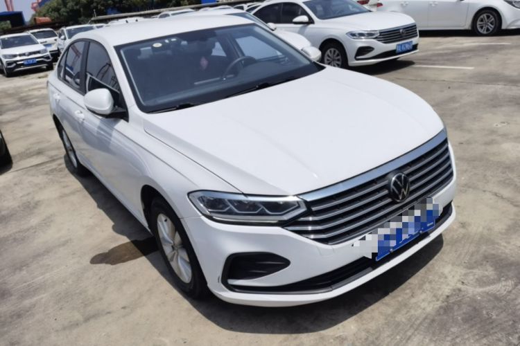 Used Volkswagen Lavida 2023 Revised 1.5L Automatic DeYi Edition Front Right 45 Deg