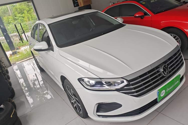 Used Volkswagen Lavida 2023 280TSI DSG Full-Comfort Edition Front Right 45 Deg
