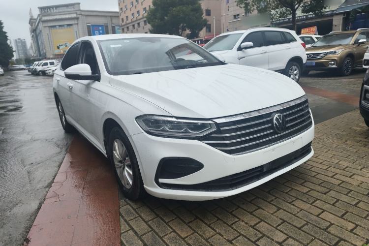 Used Volkswagen Lavida 2023 1.5L Automatic De Yi Edition Front Right 45 Deg