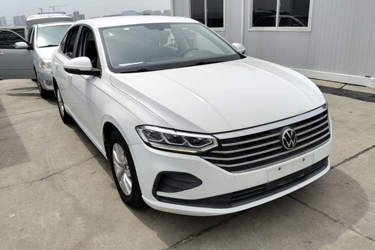 Used Volkswagen Lavida 2023 1.5L Automatic De Yi Edition Front Right 45 Deg