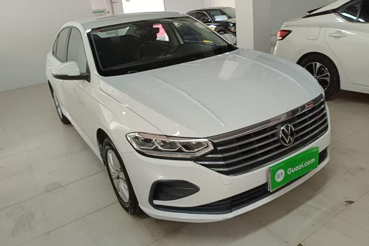 Used Volkswagen Lavida 2023 1.5L Automatic De Yi Edition Front Right 45 Deg