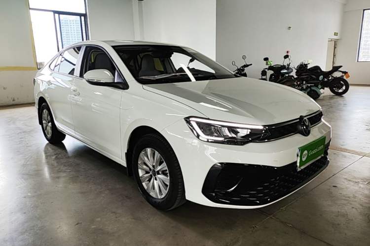 Used Volkswagen Lavida 2023 New Sharp 1.5L Automatic Excellent New Edition Front Right 45 Deg