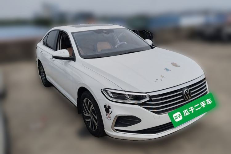 Used Volkswagen Lavida 2023 300TSI DSG Full-Comfort Edition Front Right 45 Deg