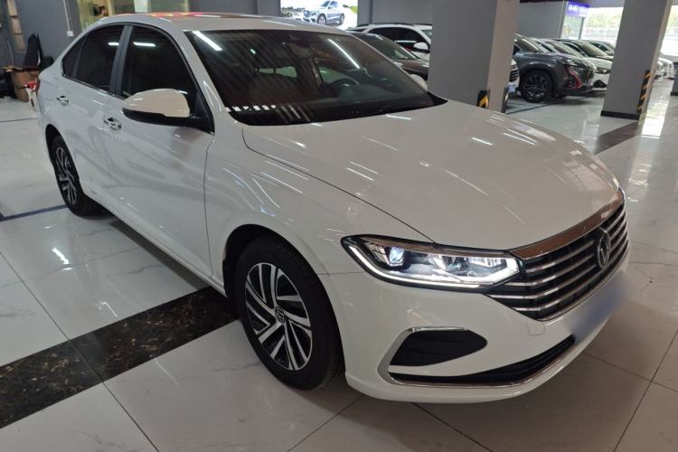Used Volkswagen Lavida 2023 300TSI DSG Full-Comfort Edition Front Right 45 Deg