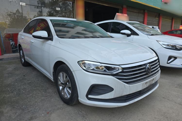 Used Volkswagen Lavida 2023 1.5L Automatic De Yi Edition Front Right 45 Deg