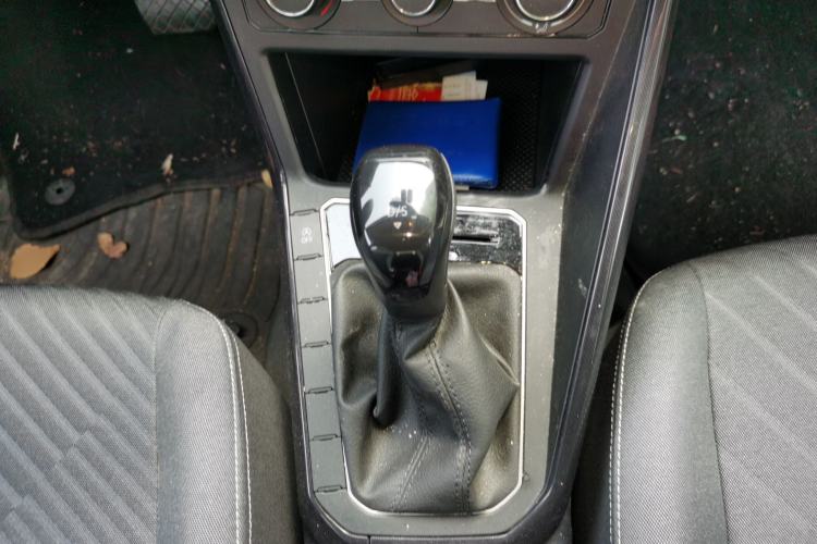 Used Volkswagen Lavida 2023 New Rui 1.5L Automatic New Yi Edition Gear Lever