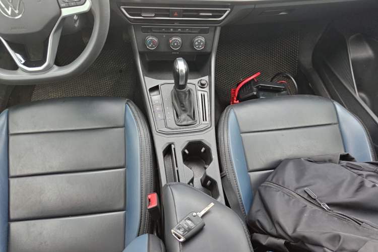 Used Volkswagen Lavida 2023 Revised 1.5L Automatic DeYi Edition Gear Lever