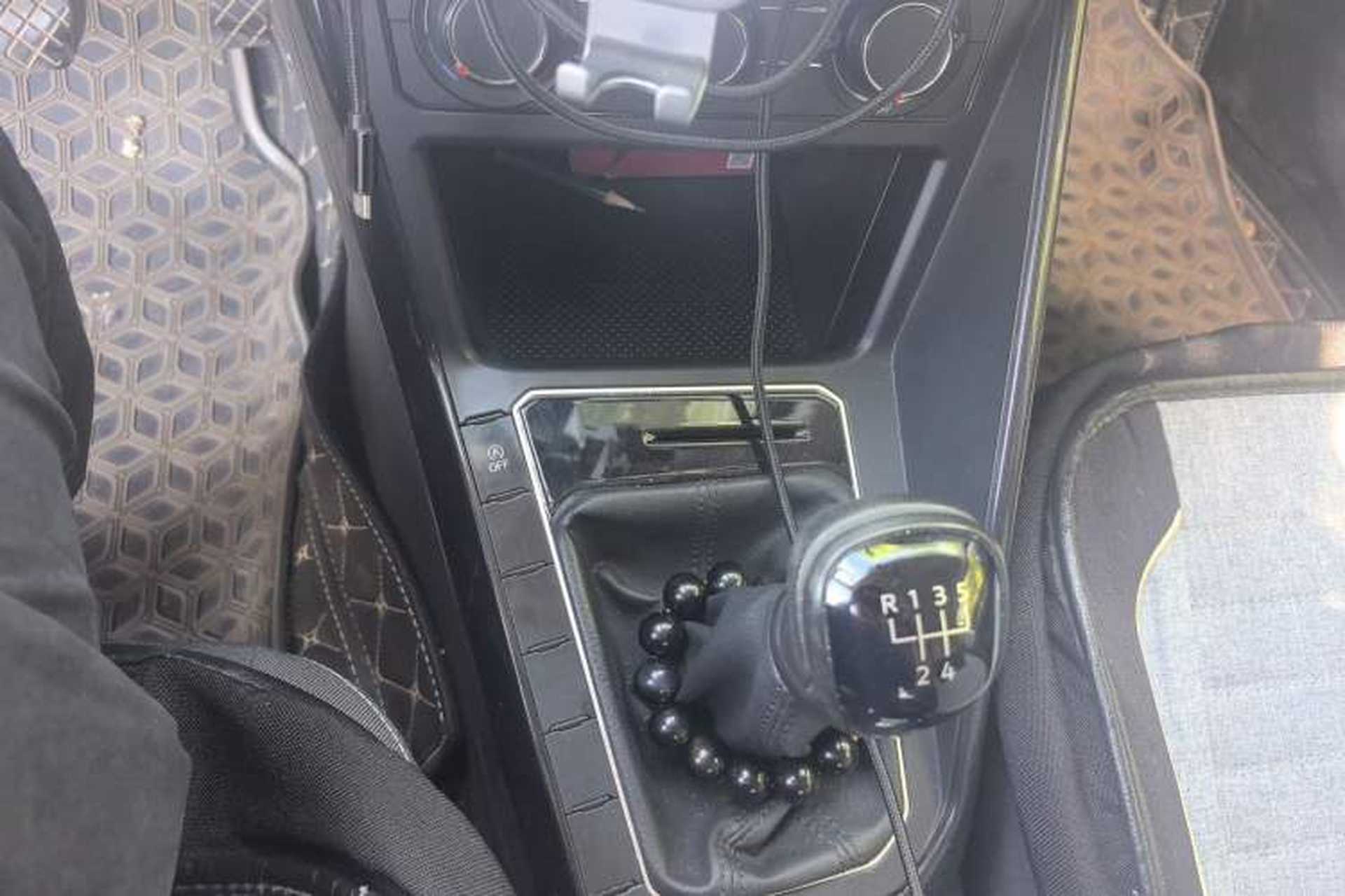 Used Volkswagen Lavida 2023 New Sharp 1.5L Manual New Comfort Edition Gear Lever