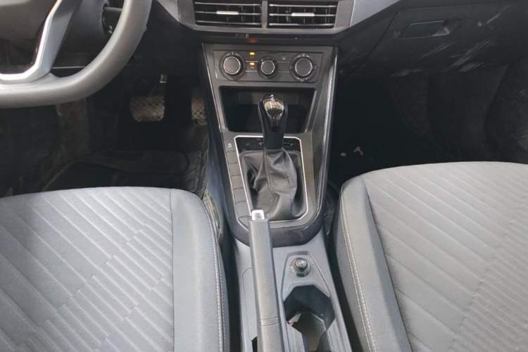 Used Volkswagen Lavida 2023 New Rui 1.5L Automatic New Yi Edition Gear Lever