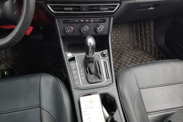 Used Volkswagen Lavida 2023 280TSI DSG Full-Comfort Edition Gear Lever