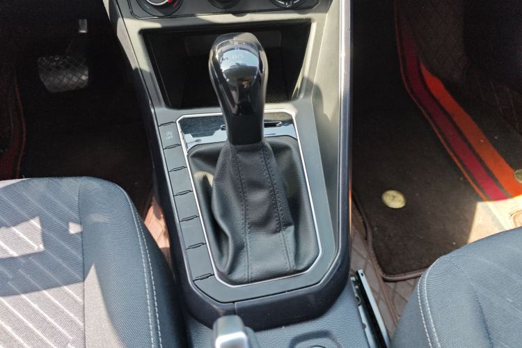 Used Volkswagen Lavida 2023 New Sharp 1.5L Automatic Excellent New Edition Gear Lever