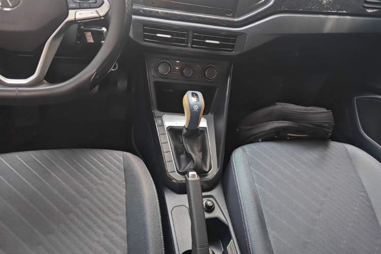 Used Volkswagen Lavida 2023 New Sharp 1.5L Automatic Excellent New Edition Gear Lever