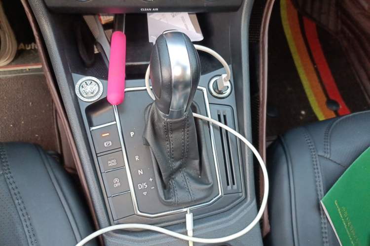 Used Volkswagen Lavida 2023 1.5L Automatic Full-Comfort Edition Gear Lever
