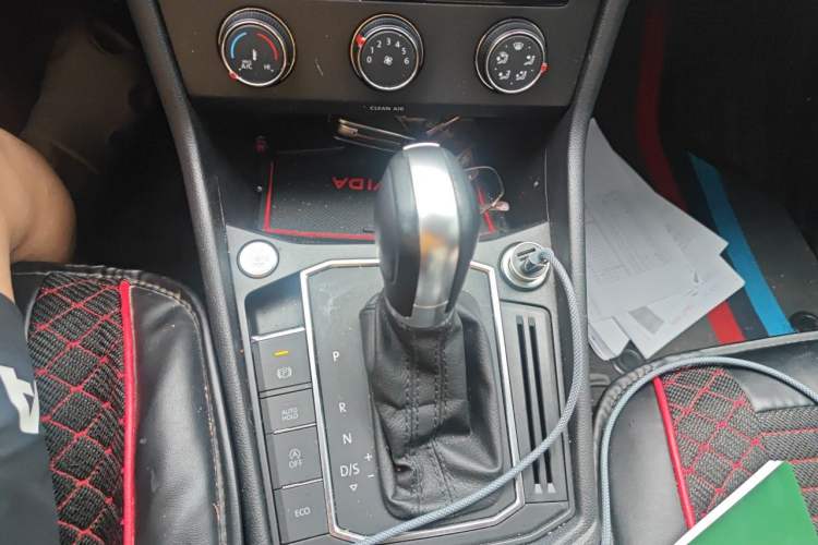 Used Volkswagen Lavida 2023 280TSI DSG Starry Sky Deluxe Edition Gear Lever