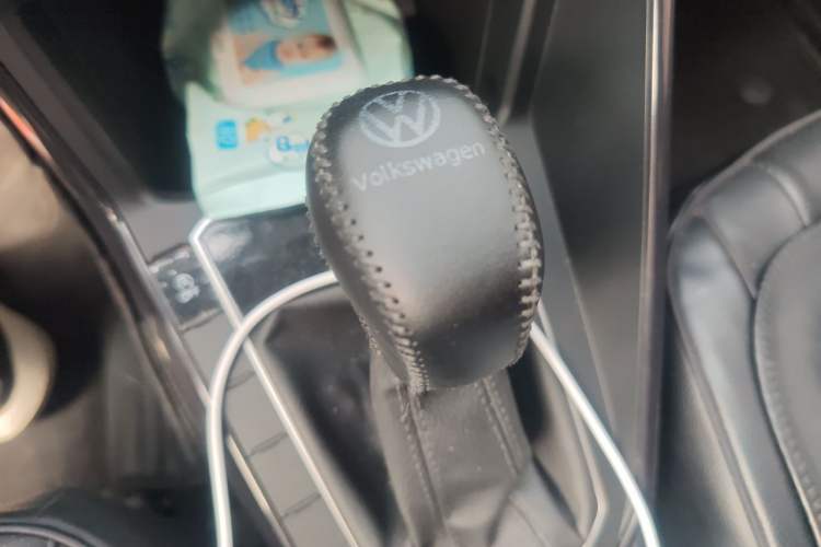 Used Volkswagen Lavida 2023 New Sharp 1.5L Automatic Excellent New Edition Gear Lever