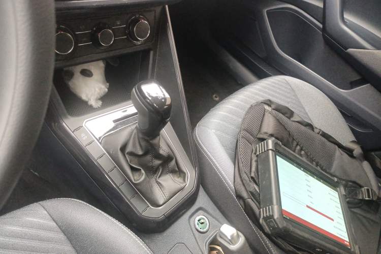 Used Volkswagen Lavida 2023 New Rui 1.5L Automatic New Yi Edition Gear Lever