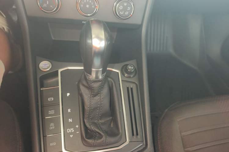 Used Volkswagen Lavida 2023 280TSI DSG Starry Sky Deluxe Edition Gear Lever