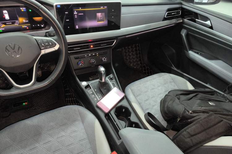 Used Volkswagen Lavida 2023 280TSI DSG Full-Comfort Edition Gear Lever