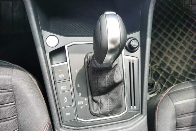 Used Volkswagen Lavida 2023 280TSI DSG Starry Sky Deluxe Edition Gear Lever