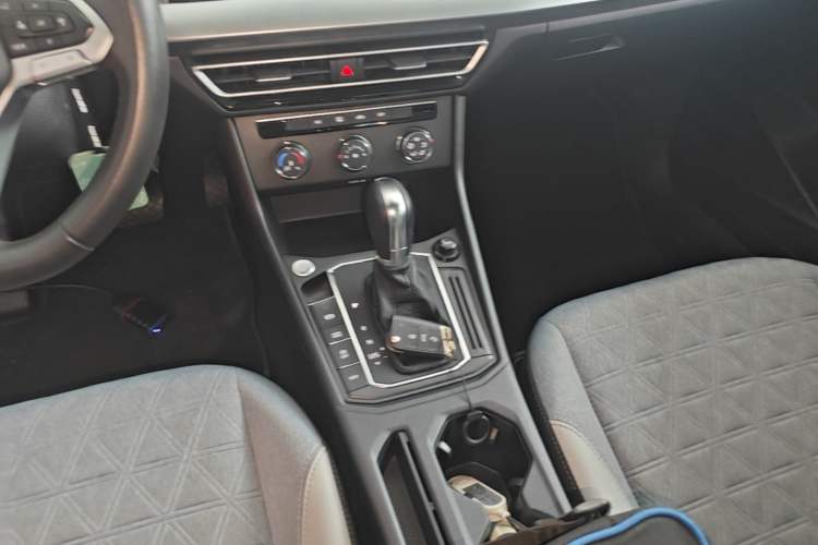 Used Volkswagen Lavida 2023 280TSI DSG Full-Comfort Edition Gear Lever