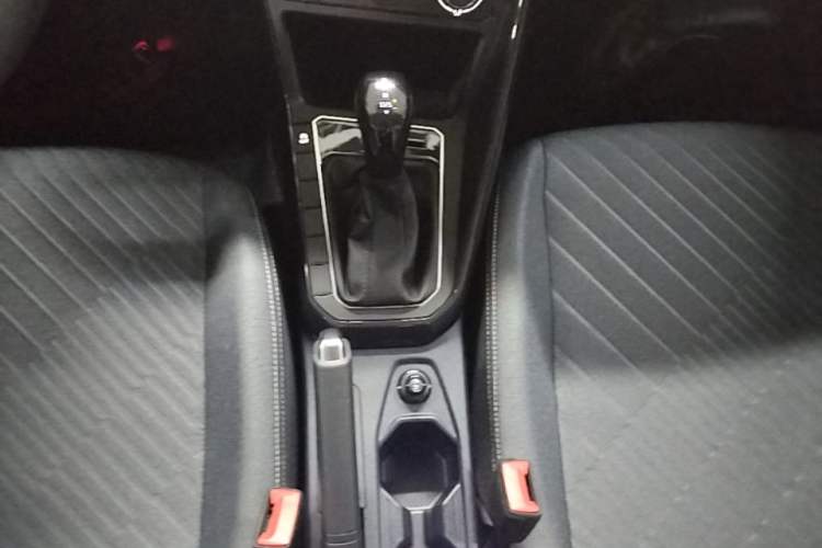 Used Volkswagen Lavida 2023 New Sharp 1.5L Automatic Excellent New Edition Gear Lever
