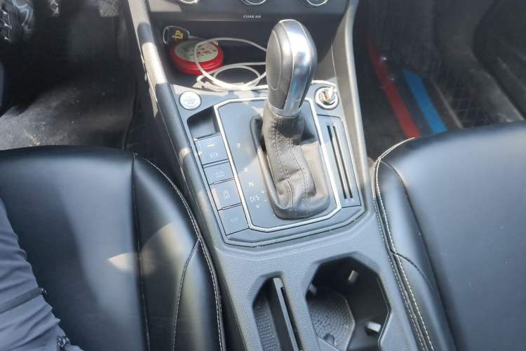 Used Volkswagen Lavida 2023 280TSI DSG Full-Comfort Edition Gear Lever
